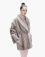  :? Mink jacket with detachable sleeves