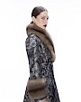  :? Jacquard coat with asymmetric sable collar