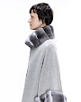  :? Cashmere cape with chinchilla collar and cuffs
